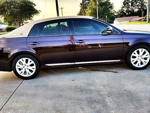 Used 2011 Toyota Avalon FWD image 11