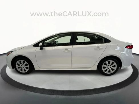 Used 2020 Toyota Corolla LE image 4