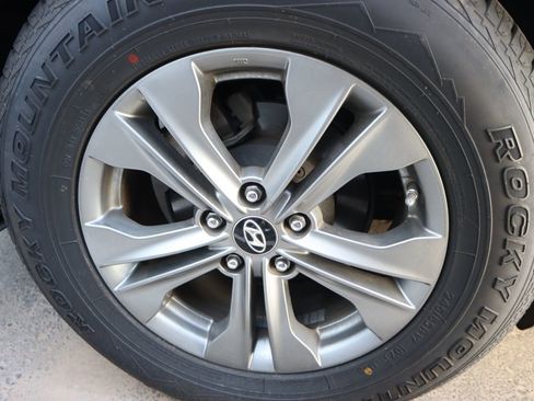 Used 2014 Hyundai Santa Fe Sport w/ Technology Package 04 image 16