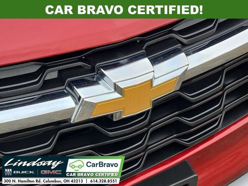 Used 2025 Chevrolet Trax LT w/ LT Convenience Package image 29