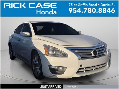 Used 2015 Nissan Altima 2.5 S w/ Power Driver Seat Package FWD image 1
