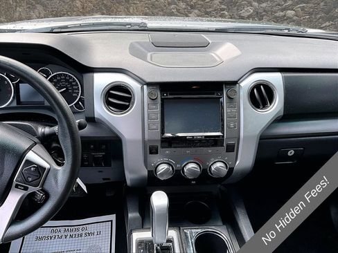 Used 2016 Toyota Tundra SR5 w/ SR5 Upgrade Package RWD image 6