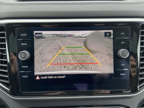 Used 2022 Volkswagen Atlas Cross Sport SEL R-Line image 46