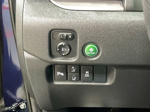 Used 2025 Honda Passport EX-L image 10