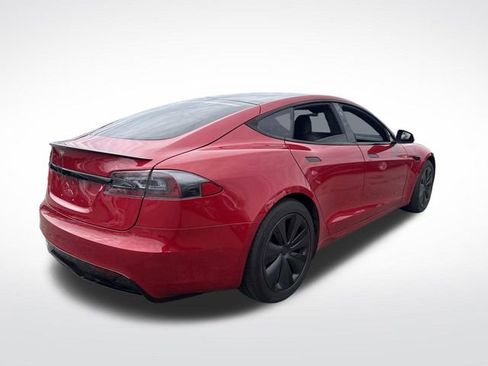 Used 2021 Tesla Model S Plaid image 7