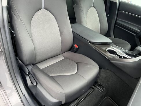 Used 2024 Toyota Camry LE image 23