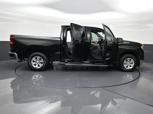 Used 2023 Chevrolet Silverado 1500 LT RWD image 32