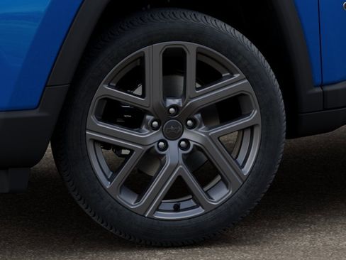 New 2026 Jeep Compass Latitude image 34