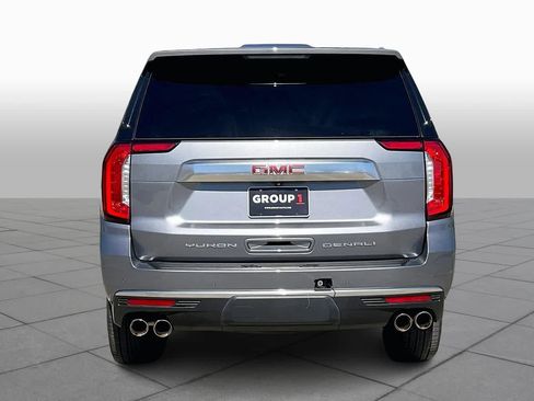 Used 2022 GMC Yukon XL Denali image 5