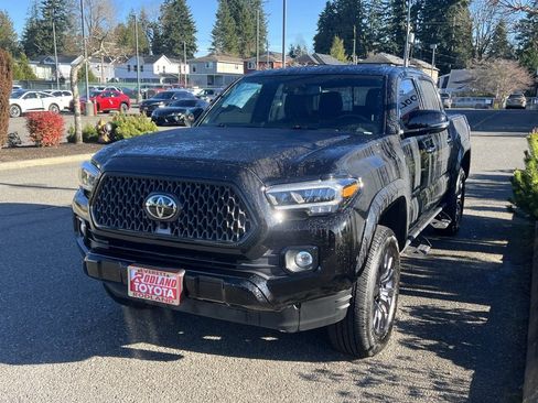 Used 2023 Toyota Tacoma Limited image 3