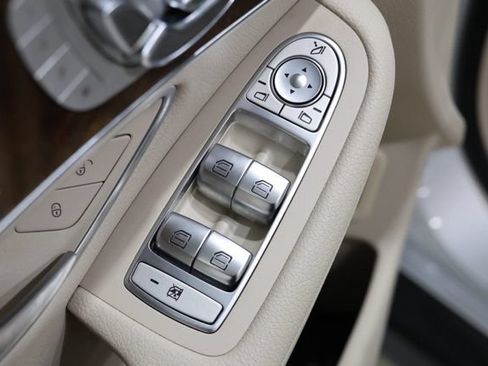 Used 2019 Mercedes-Benz GLC 300 4MATIC Coupe image 19