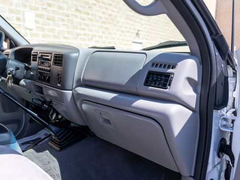 Used 2000 Ford F350 XL AWD/4WD image 26