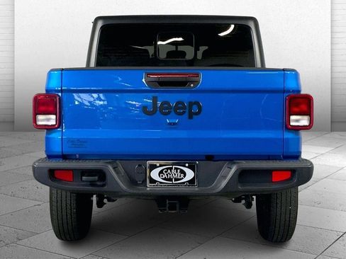 Used 2023 Jeep Gladiator Sport w/ Trailer Tow Package image 3