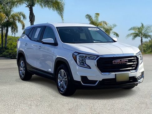 Used 2024 GMC Terrain SLE FWD image 6