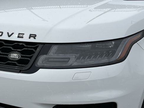 Used 2021 Land Rover Range Rover Sport HST image 12