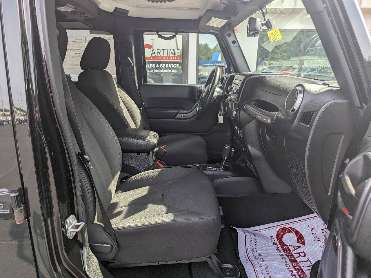 Used 2017 Jeep Wrangler Unlimited Sport w/ Quick Order Package 24S AWD/4WD image 11