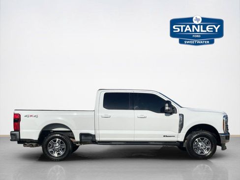 Used 2025 Ford F250 Lariat AWD/4WD image 9