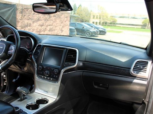 Used 2014 Jeep Grand Cherokee SRT8 w/ Luxury Group II AWD/4WD image 11