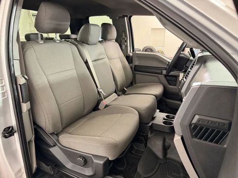 Used 2016 Ford F150 XLT AWD/4WD image 25