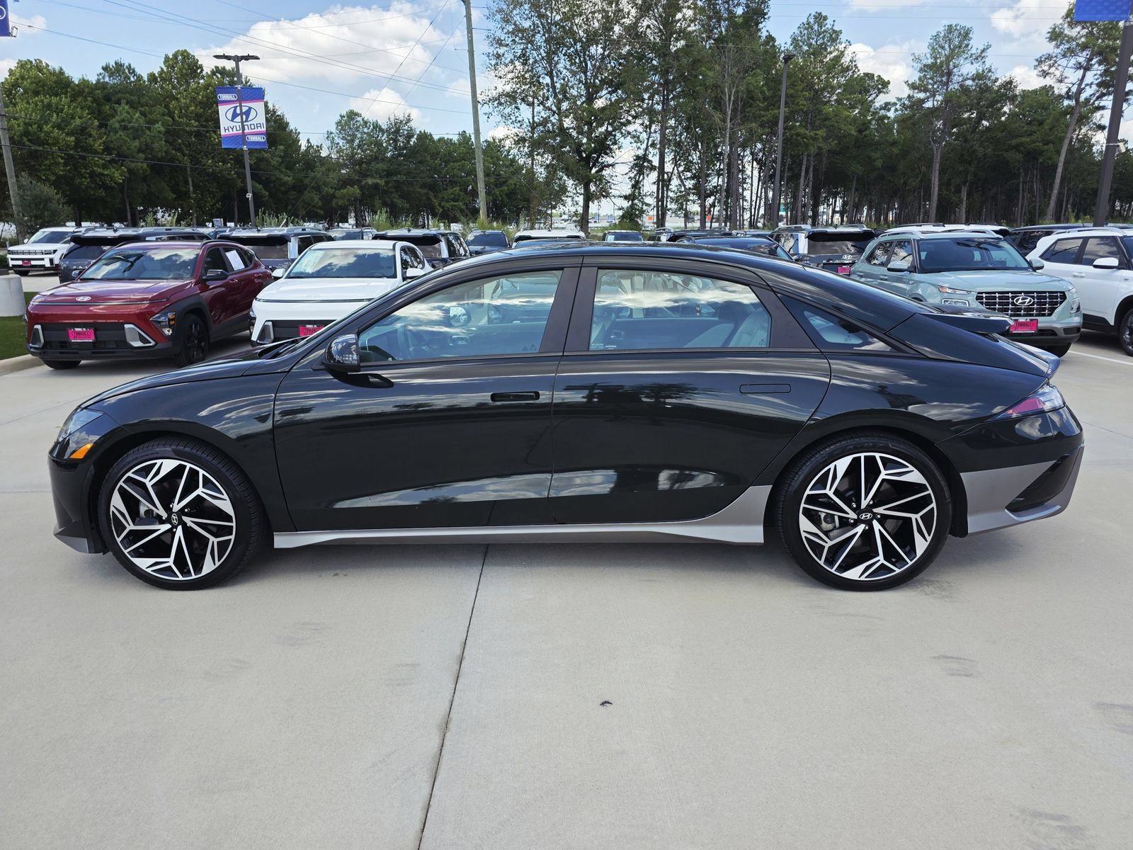 Certified 2023 Hyundai Ioniq 6 SEL RWD image 8