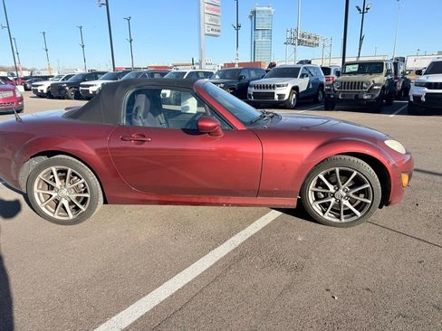 Used 2012 MAZDA MX-5 Miata Touring image 2