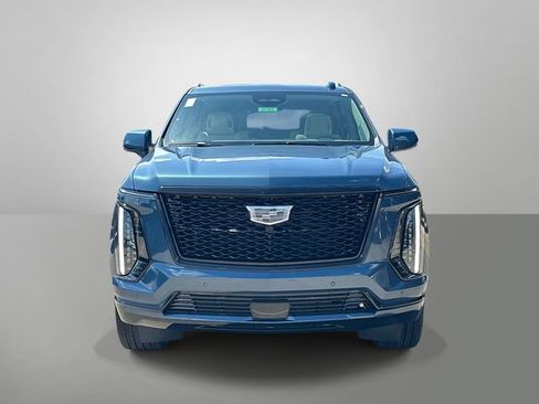 New 2026 Cadillac Escalade Platinum Sport w/ LPO, ONYX Package AWD/4WD image 12