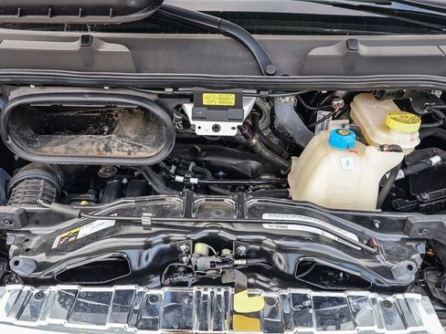 New 2024 RAM ProMaster 3500 w/ Storage Group image 27