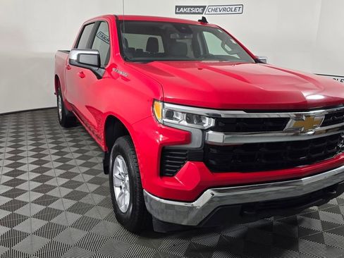 Used 2025 Chevrolet Silverado 1500 LT AWD/4WD image 8