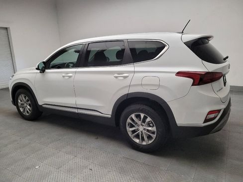 Used 2019 Hyundai Santa Fe SE image 3