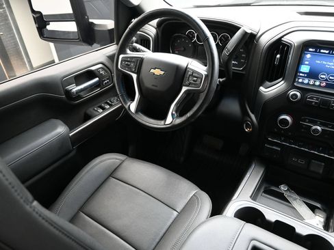 Used 2022 Chevrolet Silverado 2500 LTZ w/ LTZ Texas Edition AWD/4WD image 24