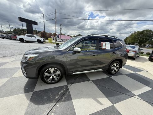 Used 2021 Subaru Forester Touring w/ Popular Package #2 image 5