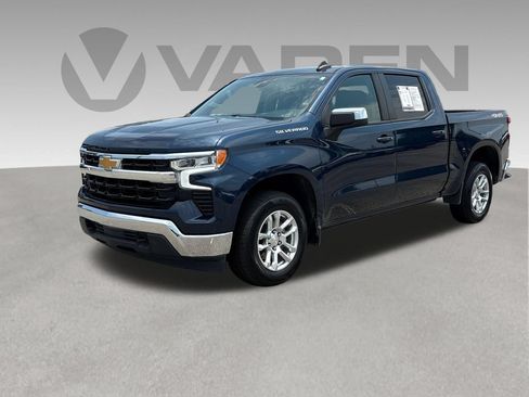 Used 2023 Chevrolet Silverado 1500 LT w/ Protection Package AWD/4WD image 1