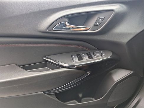 Used 2024 Chevrolet Trax RS w/ Driver Confidence Package image 28