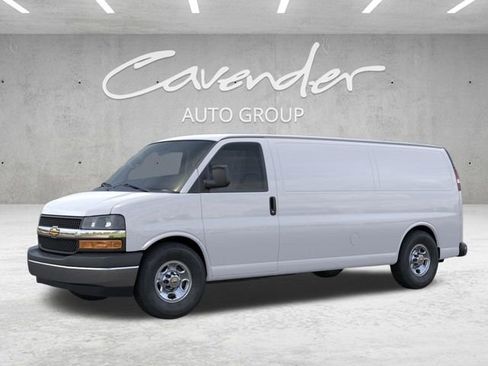New 2026 Chevrolet Express 3500 Extended w/ Driver Convenience Package image 2