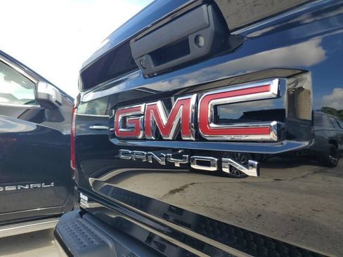 New 2026 GMC Canyon Elevation w/ Convenience Package AWD/4WD image 7