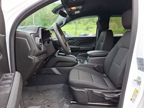 Used 2024 Chevrolet Colorado Trail Boss w/ Advanced Trailering Package AWD/4WD image 13