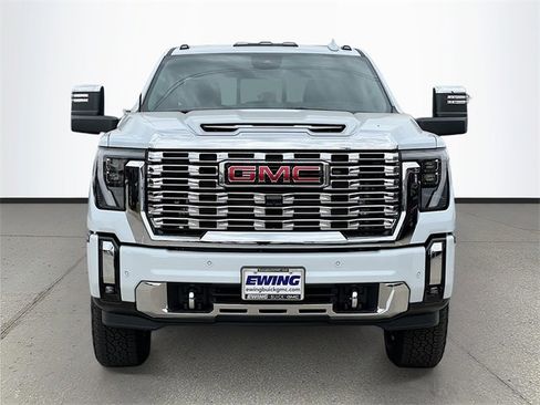 New 2026 GMC Sierra 2500 Denali image 2