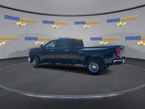 New 2026 Chevrolet Silverado 3500 LTZ w/ LTZ Plus Package AWD/4WD image 9
