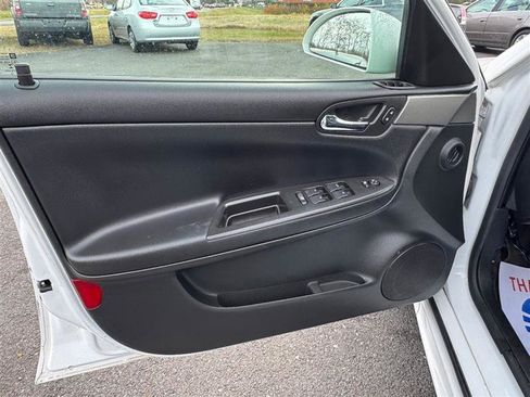 Used 2014 Chevrolet Impala Police image 29