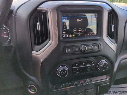 Used 2023 Chevrolet Silverado 1500 Custom AWD/4WD image 20