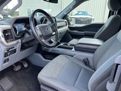 Used 2021 Ford F150 XLT w/ Equipment Group 301A Mid AWD/4WD image 9