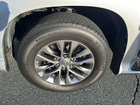 Used 2018 Lexus GX 460 Luxury image 33