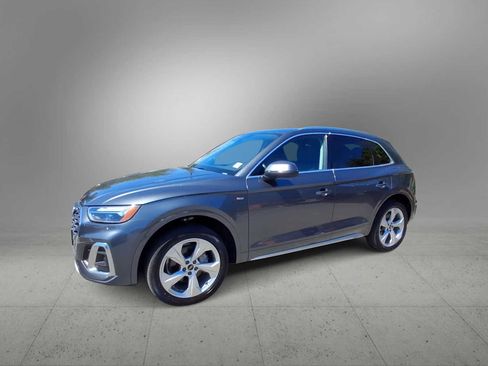 Used 2023 Audi Q5 2.0T Premium Plus w/ Premium Plus Package AWD/4WD image 4