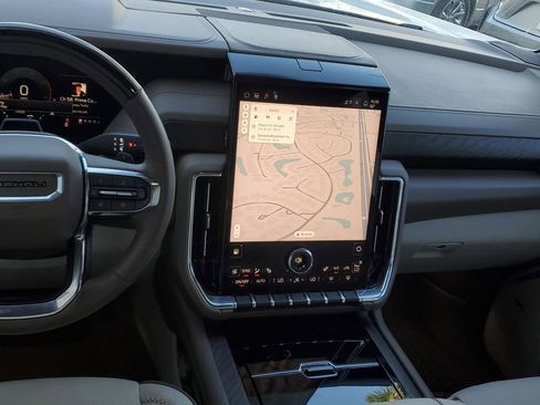 Certified 2025 GMC Yukon XL Denali image 19