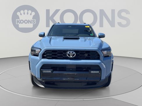 Used 2025 Toyota 4Runner TRD Sport Premium AWD/4WD image 11