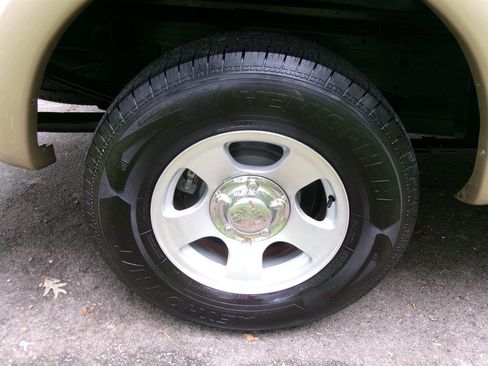 Used 1999 Ford F150 Lariat image 49