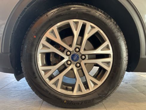 Certified 2022 Ford Escape SEL image 9