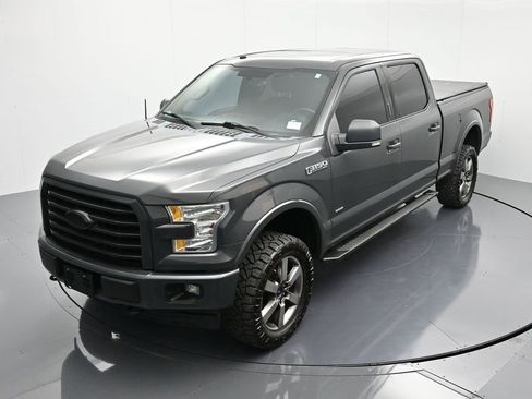 Used 2017 Ford F150 XLT w/ Equipment Group 302A Luxury image 29