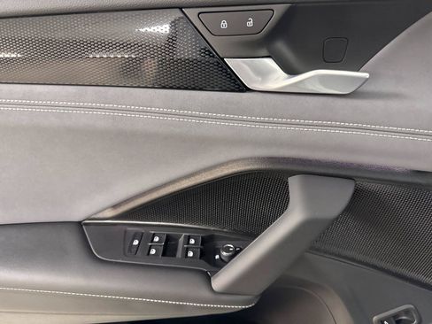 New 2026 Volkswagen Tiguan SE AWD/4WD image 10