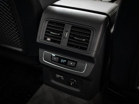 Used 2023 Audi Q5 2.0T Premium w/ Convenience Package image 35